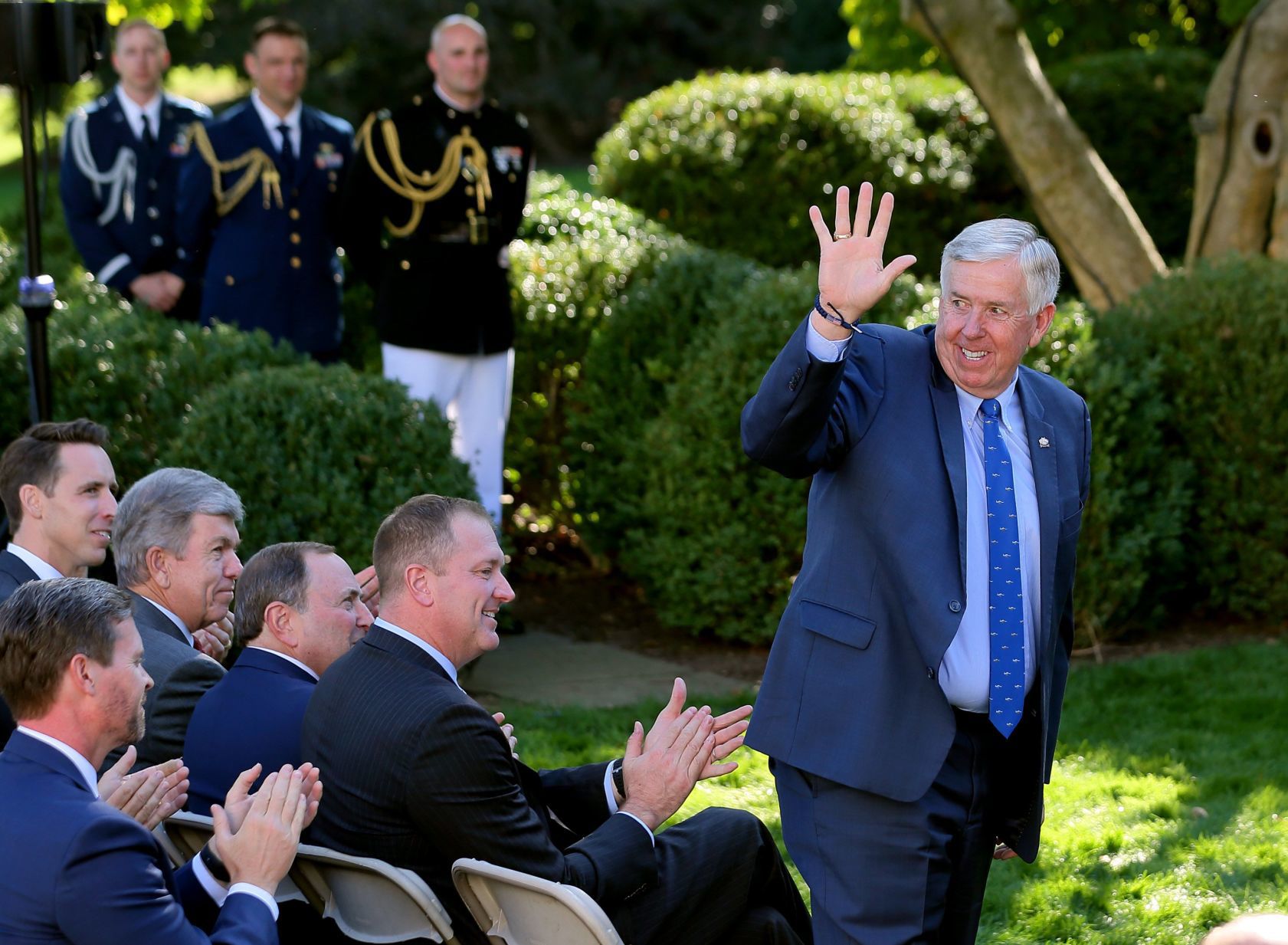 St. Louis Blues visit President Trump at White House with Stanley Cup